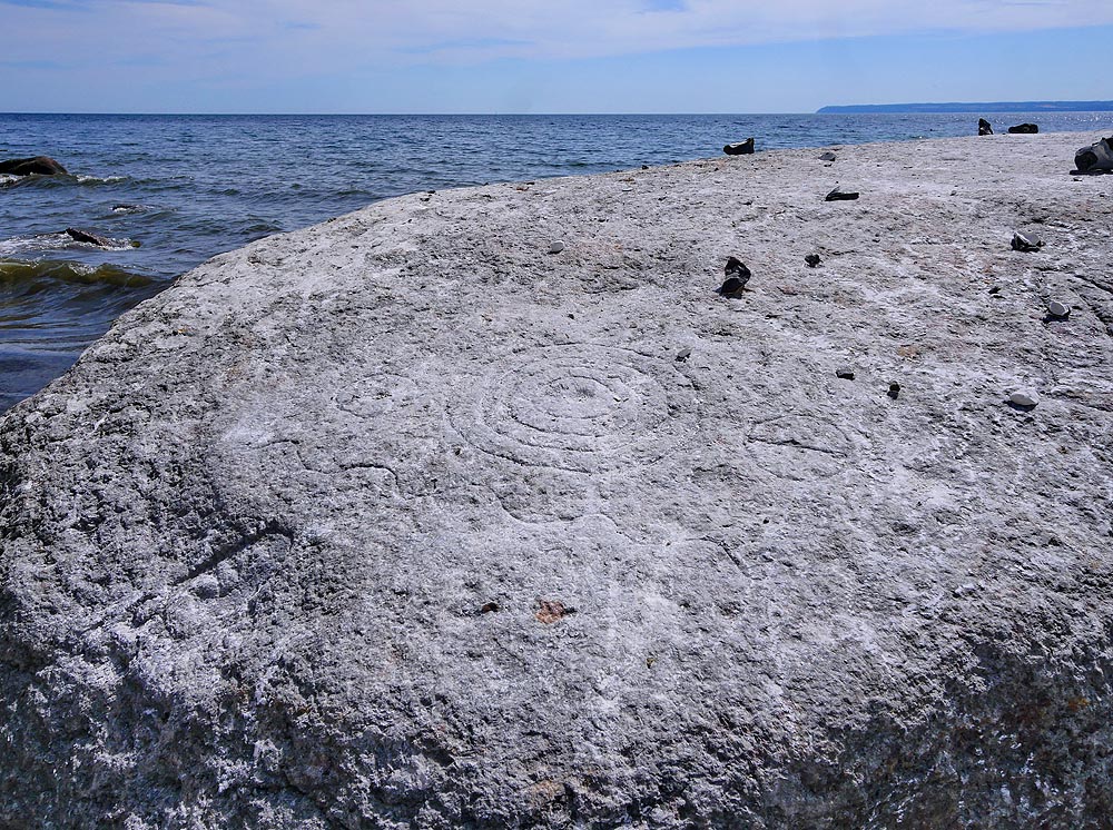 zur Übersicht Findlinge 4