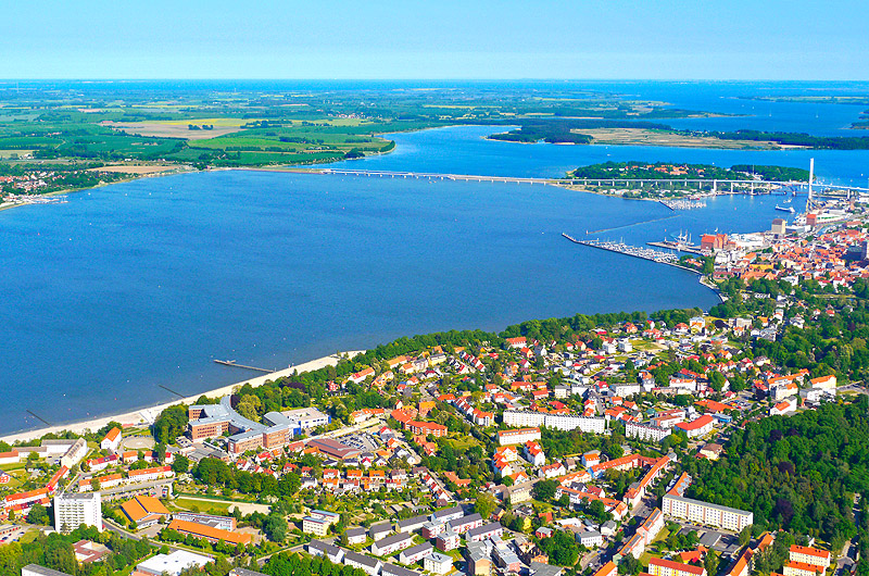 zur Übersicht Flugaufnahmen Rügenbrücke