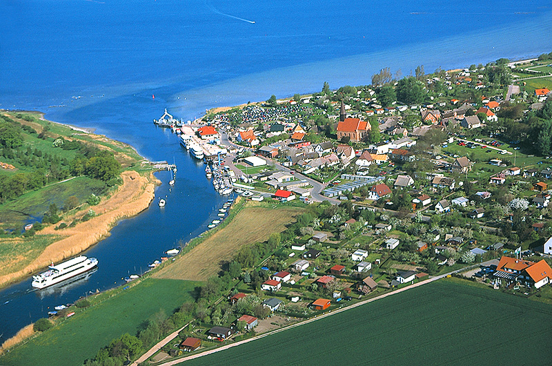 zur Übersicht Flugaufnahmen Süedwest-Rügen 1