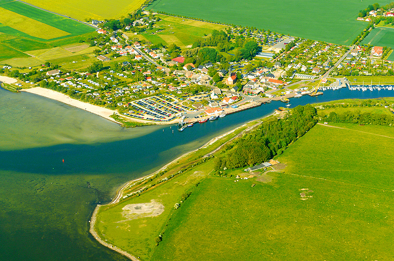 zur Übersicht Flugaufnahmen Süedwest-Rügen 1