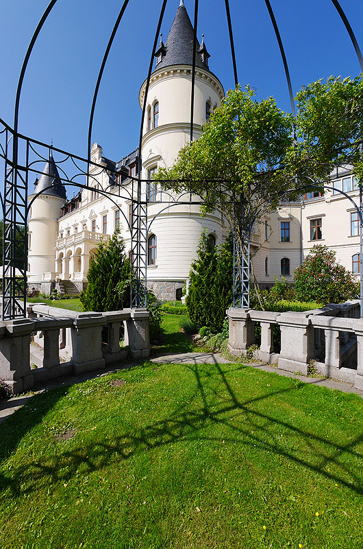 zur Übersicht Schlösser & Herrenhäuser 2