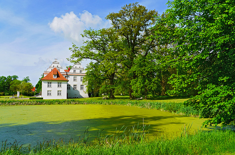 zur Übersicht Schlösser & Herrenhäuser 2