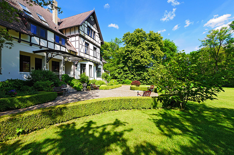 zur Übersicht Schlösser & Herrenhäuser 3